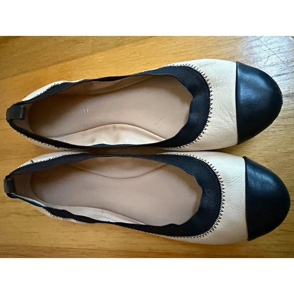 Banana Republic Women’s Colorblock Black/White Cap Toe Slip-On Ballet Flats